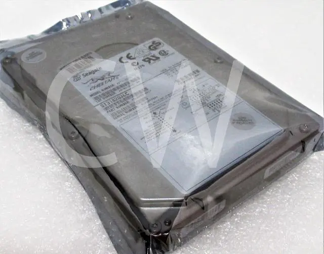 Main image of ST318203LC Seagate 18LP 18.2GB 10K Ultra2 Wide 80-Pin 1MB SCSI 3.5" Hard Drive