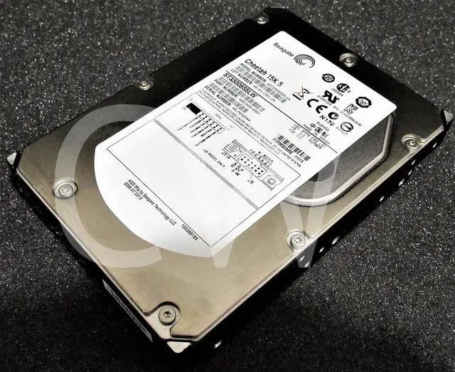 Main image of ST3300655LW Seagate CHEETAH 9Z1005-005 15K.5 300GB 15K U320 SCSI 68Pin 16MB 3.5" Hard Drive