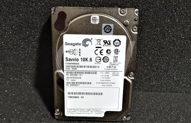 Alt view image 2 of 2 - Seagate SAVVIO ST600MM0006 9WG066 600GB 10000RPM 6Gbps 2.5" SAS HDD Hard Drive
