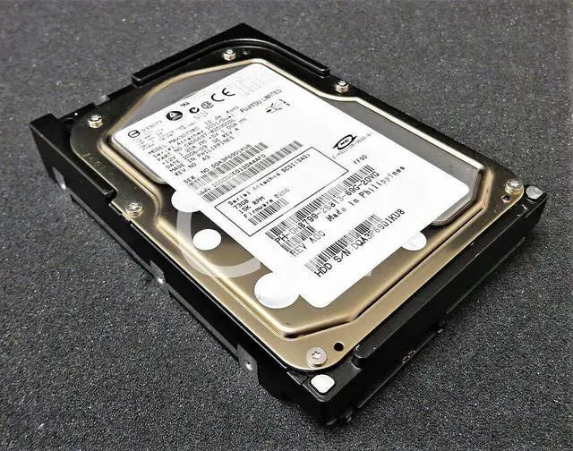 Alt view image 2 of 2 - H8799 0H8799 Dell MAX3073RC 73GB 15K RPM 3Gb/s 3.5" SAS SERVER HDD Hard Drive