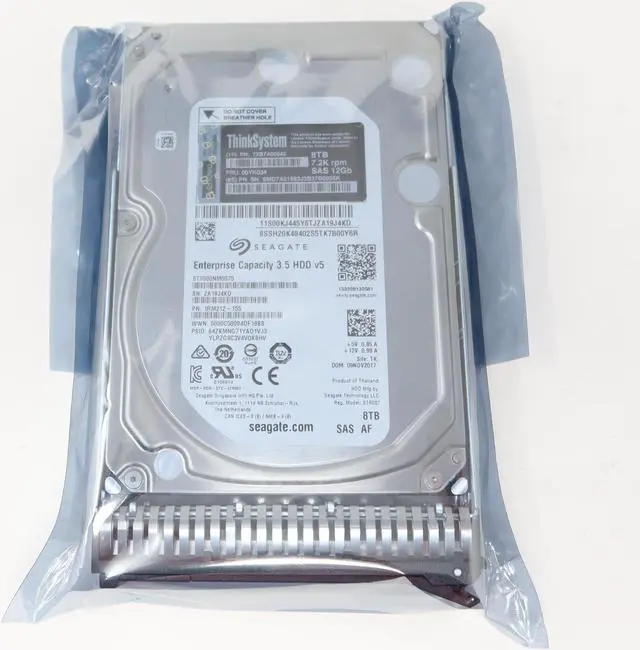 Main image of 00YK034 7XB7A00045 Lenovo 8TB 7.2K SAS 12Gb 3.5" Hard Drive