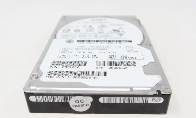 Alt view image 2 of 2 - HUC101812CSS200 0B32671 HGST 1.2TB 10K 12Gb/s SAS 2.5" Server Hard Drive