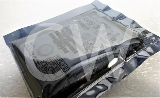 Main image of HTS543225A7A384 H2T250854S7 Hitachi 250GB 5400RPM 3Gbps 2.5" SATA HDD Hard Drive
