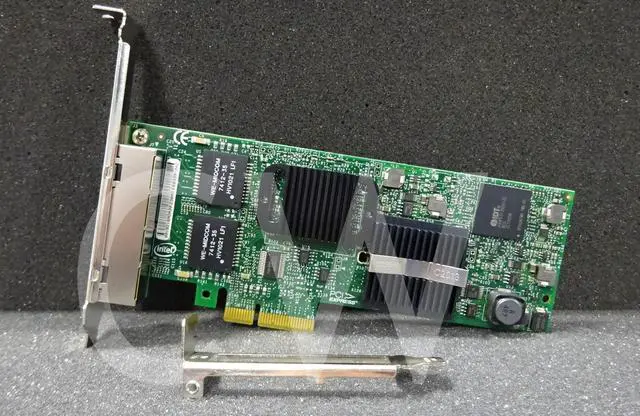 Alt view image 2 of 2 - EXPI9404VT YT674 Dell INTEL PRO/1000 VT QUAD PORT PCIe LP Server Network Adapter