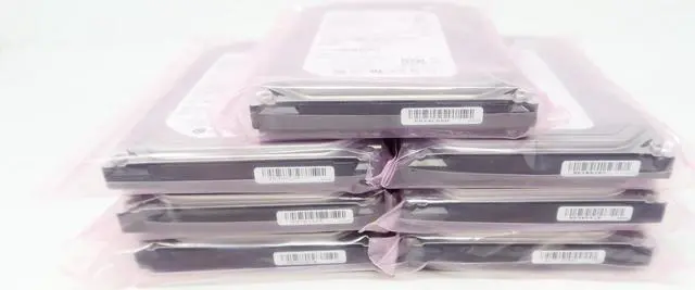 Main image of Lot of 7 ST3250310AS BARRACUDA 7200.10 250GB 7.2K 3G 8MB 3.5in SATA Hard Drive