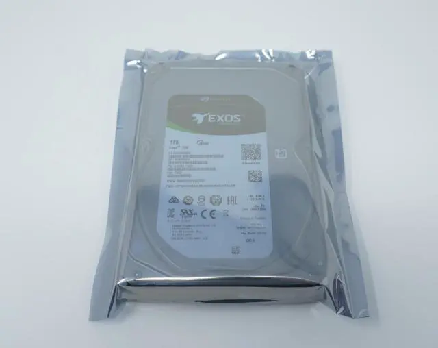 Main image of ST1000NM000A Seagate Exos 7E8 1TB 3.5" SATA  HDD 7200RPM 6Gb 256MB Hard Drive