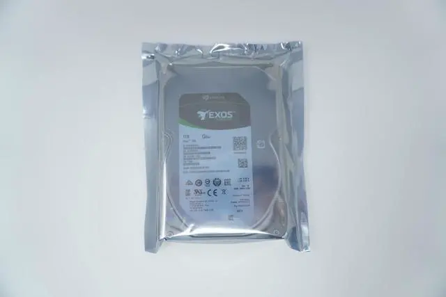 Alt view image 2 of 2 - ST1000NM000A Seagate Exos 7E8 1TB 3.5" SATA  HDD 7200RPM 6Gb 256MB Hard Drive