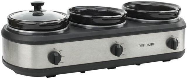 Frigidaire Stainless Steel Triple Slow Cooker (3 x 2.5 Quarts