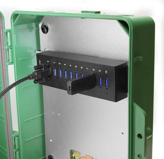 Alt view image 5 of 7 - Coolgear 10 Port Managed USB 3.2 Gen 1 Hub w/ 15KV ESD Surge Protection Per Port