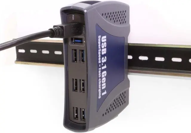 Alt view image 4 of 5 - Coolgear 9 Port USB 3.2 Gen 1 Hub w/ Integrated DIN-Rail Clip
