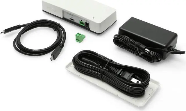 Alt view image 6 of 6 - Coolgear 4 Port USB 3.2 Gen 2 Type-C Hub, 10Gbps Speeds, Screw Locking Ports, Status LEDs, AC Power Adapter Included