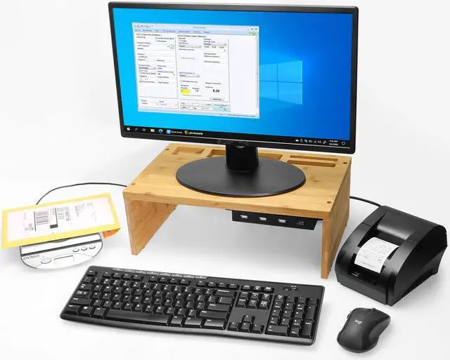 Alt view image 4 of 5 - Coolgear Metal 4-Port USB 2.0 Powered Hub for Industrial Use w/ Screw Lock