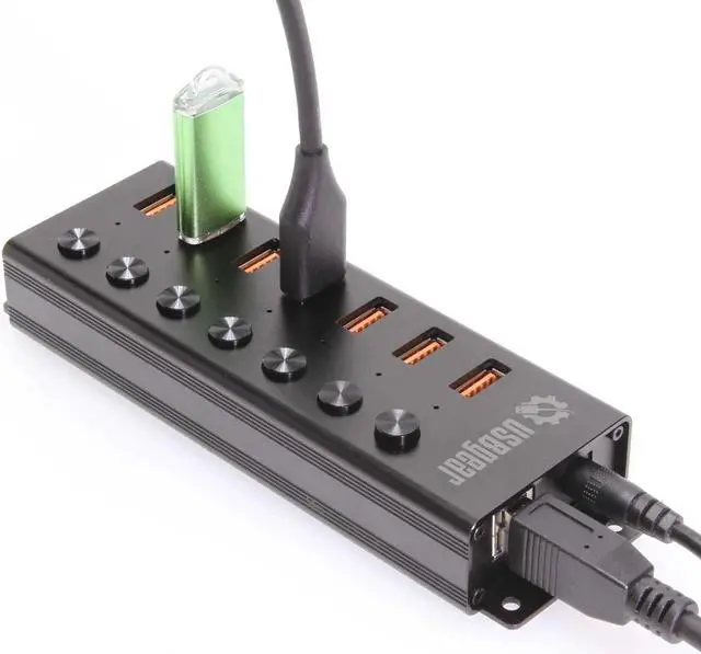 Alt view image 4 of 5 - USBGear 7 Port USB 3.2 Gen 2 Hub with Individual On/Off Switches & 10Gbps Data Speeds