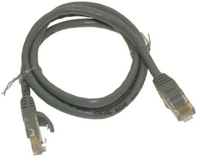 Main image of CableMAX 8ft Gray Cat6 Snagless RJ45 Ethernet Patch Cable 24AWG 550MHZ Stranded UTP