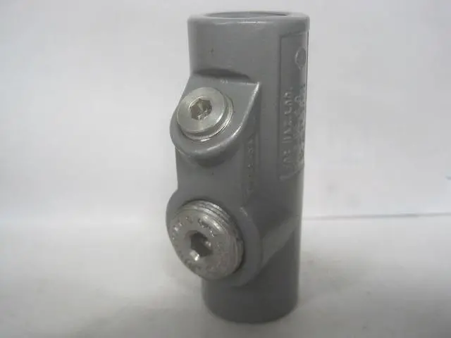 Alt view image 3 of 4 - HUBBELL KILLARK ENY-2 Fitting,Sealing,3/4in