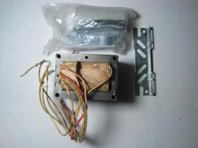 Alt view image 3 of 8 - ADVANCE 71A5771-001D PHILIPS ADVANCE 250 W, 1 Lamp HID Ballast Kit