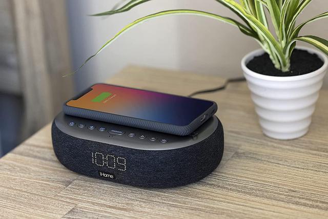 iHome TIMEBOOST Qi-Certified Wireless Charging Alarm Clock with Bluetooth  Speaker, Auto-Dimming, Snooze, Battery Backup and USB Charging (Model