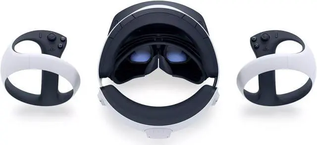 Alt view image 4 of 6 - PlayStation VR2 bundle with Microfiber Cleaning Cloth - PlayStation 5 PSVR2 - White