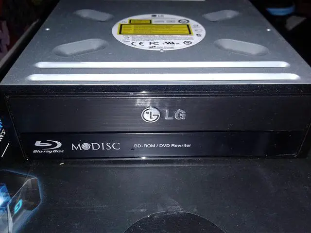 Main image of LG Internal UH12NS30 BD-ROM Blu-ray Optical Drive