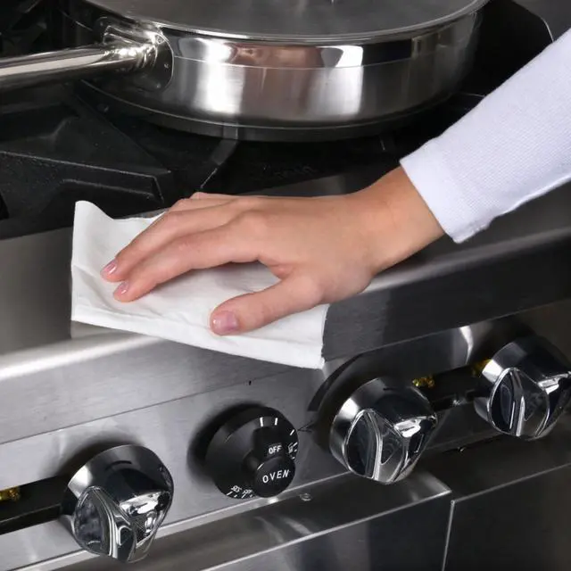 Alt view image 3 of 6 - Sani-Cloth Bleach Germicidal Disposable Wipes Unscented White 12 Count P84172