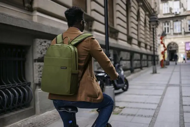 Alt view image 12 of 13 - Kensington Simply Portable Lite Carrying Case (Backpack) for 16" Notebook - Green - Water Resistant - Shoulder Strap - 17.7" Height x 13.8" Width x 3.9" Depth