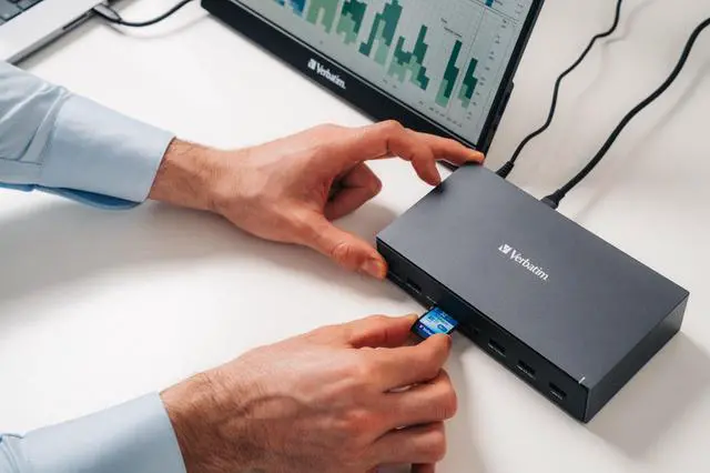 Alt view image 10 of 11 - Verbatim 17-Port USB-C Professional Docking Station 32172
