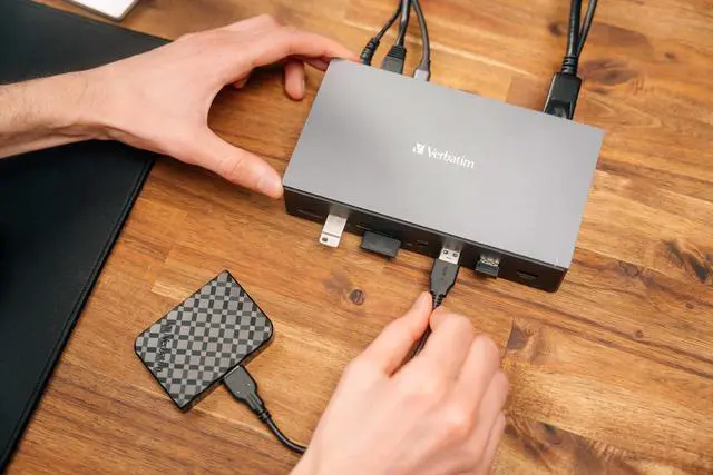 Alt view image 11 of 11 - Verbatim 17-Port USB-C Professional Docking Station 32172