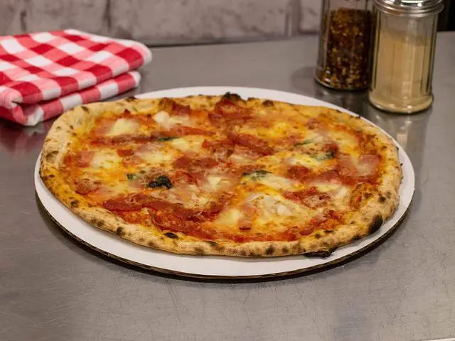 Alt view image 6 of 7 - Southern Champion Tray Cake Circles 6" White Paper 100/Carton 11203