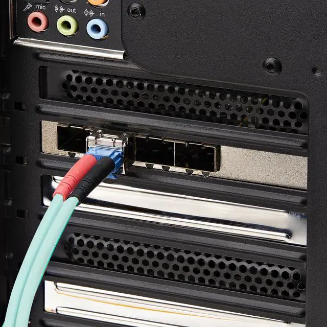 Alt view image 6 of 7 - StarTech HPE JL484A Compatible SFP28 Module Transceiver JL484A-ST