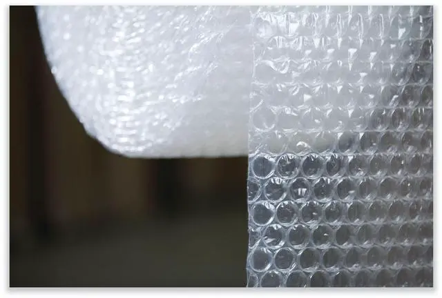 Alt view image 4 of 5 - Universal Bubble Packaging 0.31" x 12" x 100 ft Perforated Clear 4275