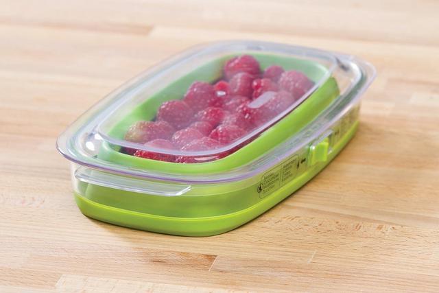 Alt view image 4 of 7 - Progressive 2 Quart Collapsible Mini Produce Keeper - LKS-09