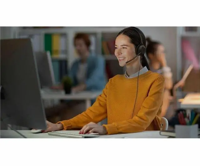 Alt view image 2 of 6 - Yealink USB Wired Headset 1308166
