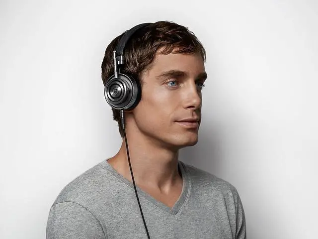 Alt view image 5 of 5 - Master & Dynamic MH30 Over-Ear Headphones