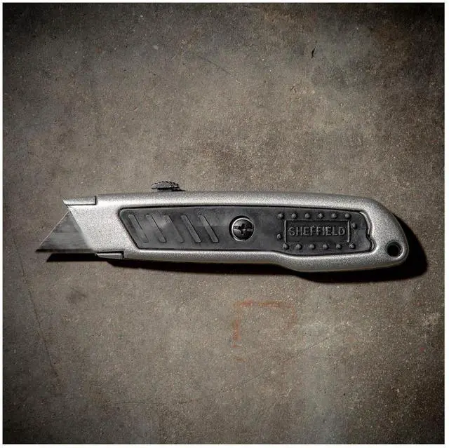 Alt view image 5 of 6 - Retractable Utility Knife 1.25" Blade 3.5" Plastic Handle Black/Gray 12243