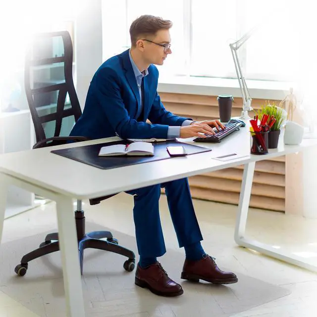 Alt view image 2 of 7 - Ecotex Marlon BioPlus Rectangular Polycarbonate Chair Mat for Hard Floors Rectangular 45" w x 53" l Clear NRCMFLBS0003