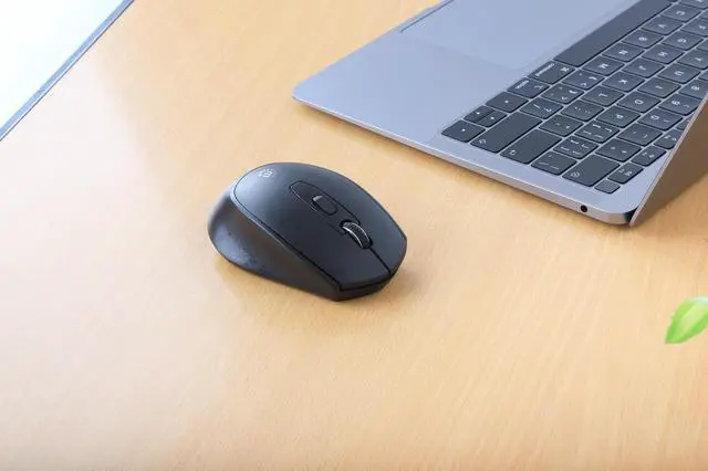 Alt view image 10 of 12 - Manhattan MW6200 Wireless Optical USB Mouse - Full-size Mouse - Optical - Wireless - 32.81 ft - Radio Frequency - 2.40 GHz - Black - USB Type A - 1600 dpi - Scroll Wheel - 6 Button(s) - Right-handed -