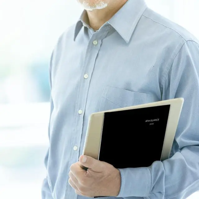 Alt view image 4 of 7 - AT-A-GLANCE® DayMinder® 2026 Weekly Appointment Book Planner, Hardcover, Black, Large, 8" x 11"