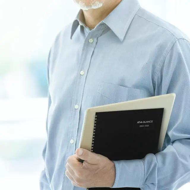 Alt view image 2 of 7 - At-A-Glance Academic Monthly Planner 12x8 Black 2025-2026 AY200