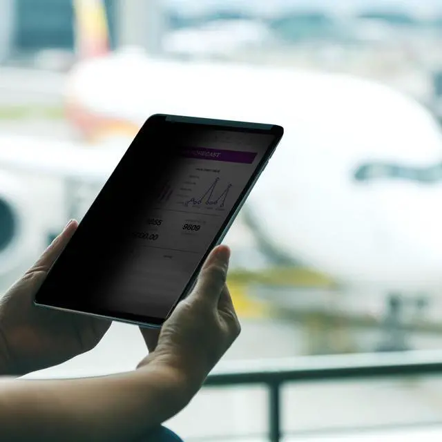 Alt view image 8 of 8 - StarTech 4-Way Privacy Screen For 12.9-inch iPad Pro, 3rd Gen and Up, For Portrait/Landscape, Touch-Enabled, +/- 30 Deg. View, Blocks up to 51% Blue Light, Matte Model 129IP-PRIVACY-SCREEN