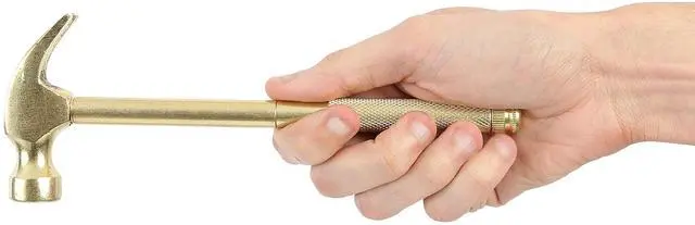 Alt view image 6 of 7 - 5-in-1 Carpenter's Hammer with Nesting Handle Containing Four Screwdrivers 6.5" Long Gold Handle 19006