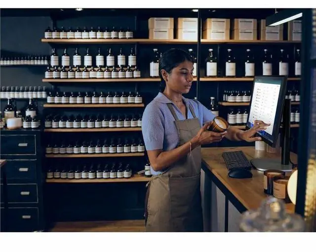 Alt view image 9 of 14 - HP ProStudio 4 AiO G1i All-in-One Computer - Intel Core Ultra 5 235 - vPro Technology - 16 GB - 512 GB PCI Express NVMe SSD - 23.8" Full HD - Desktop - Intel Q870 Chip - 1920 x 1080 - Windows 11