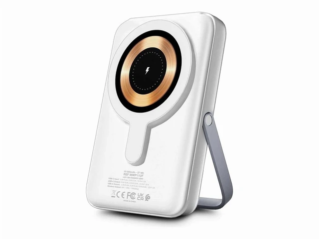 Alt view image 2 of 2 - Urban Factory Magnee 10000 mAh Power Bank