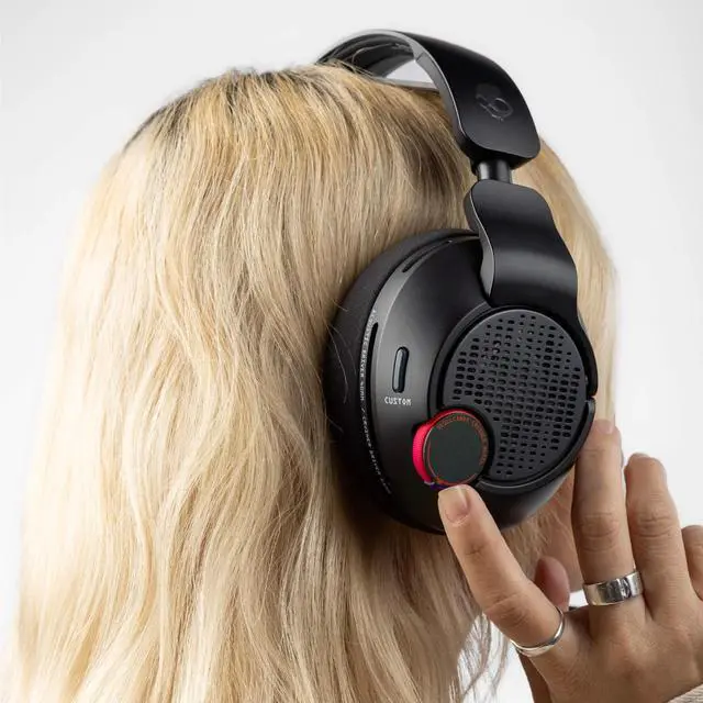 Alt view image 11 of 14 - Skullcandy Multi-Platform Sensory Bass Wireless Gaming Headset - Stereo - USB Type A, Mini-phone (3.5mm) - Wireless - Bluetooth/RF - 36 Ohm - 20 Hz to 20 kHz - Over-the-head, Over-the-ear - Binaural -