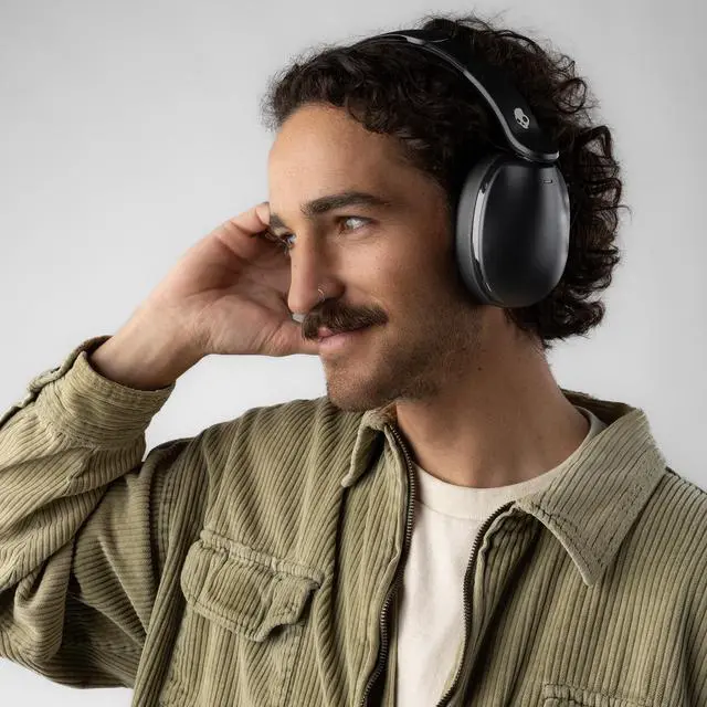 Alt view image 11 of 14 - Skullcandy Wireless Headphones - Stereo - Mini-phone (3.5mm) - Wired/Wireless - Bluetooth - 32 Ohm - 20 Hz to 20 kHz - Over-the-ear, Over-the-head - Binaural - Circumaural - True Black
