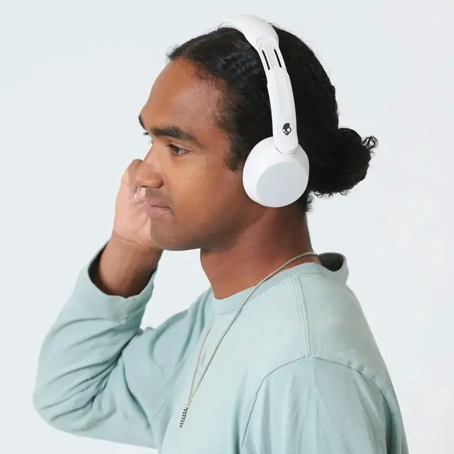 Alt view image 4 of 7 - Skullcandy Icon 180 Wireless On-Ear Bluetooth Headphones - Bone