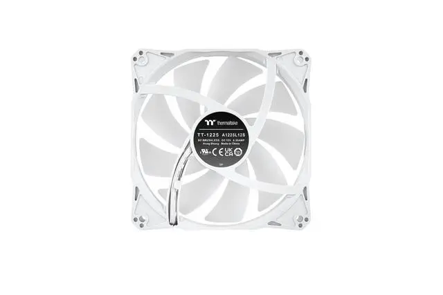 Alt view image 2 of 5 - Thermaltake LE120 ARGB PWM Fan White (3 Pack)