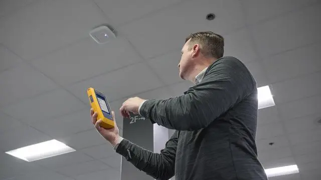 Alt view image 5 of 5 - Fluke LinkIQ LIQ-DUO-IE Testing Device LIQDUOIE