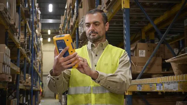 Alt view image 3 of 5 - Fluke LinkIQ LIQ-DUO-IE Testing Device LIQDUOIE