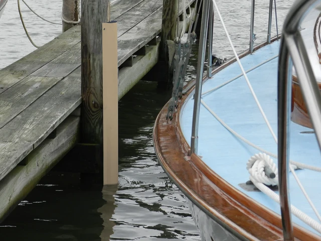 Alt view image 5 of 7 - Dock Edge Piling Bumper - One End Capped - 6' - Beige