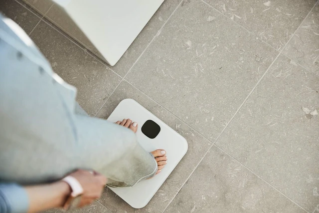 Alt view image 4 of 5 - Fitbit Aria Air Bluetooth Digital Body Weight and BMI Smart Scale, White
